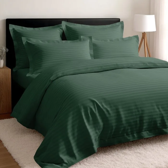 Mallard green 19-4818